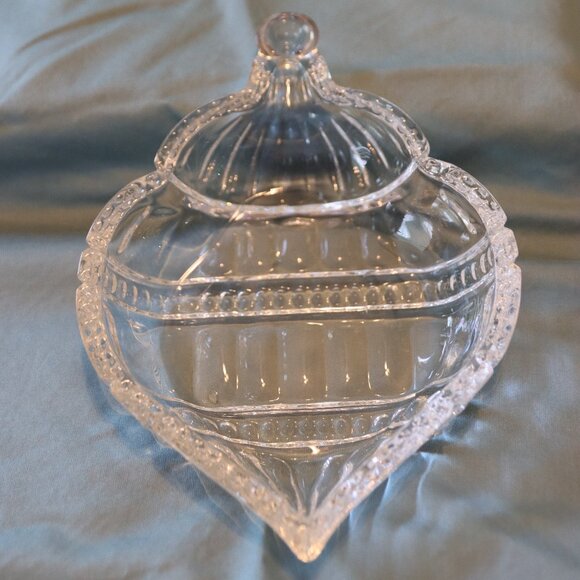 Fifth Avenue LTD 6" Crystal Ornament Glass Dish Holiday Party Decor - Picture 1 of 10